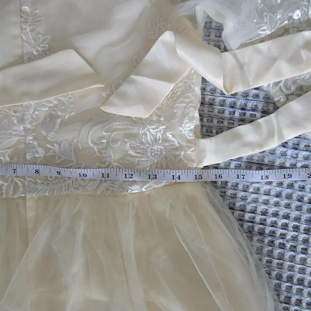Ivory Floral Embroidered Formal Dress Girls 16/18 Junior S 3/4 Sleeve 45